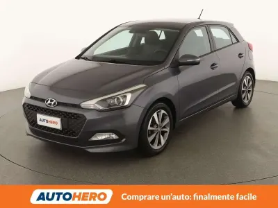 Usata Hyundai i20 Style 84 CV (61 kW) 2015 Grigio Utilitaria