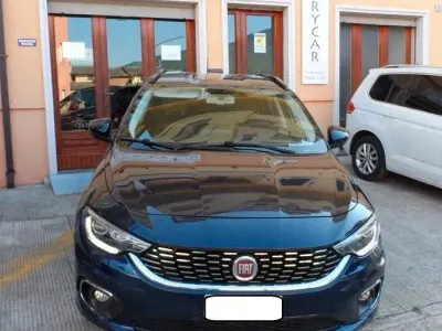 Usata Fiat Tipo Lounge 120 CV (88 kW) 2018 Blu Station wagon