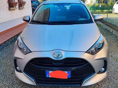 Usata Toyota Yaris Active 2023 Grigio Utilitaria