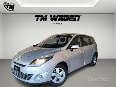 Usata Renault Scénic III 110 CV (80 kW) 2012 Grigio Monovolume