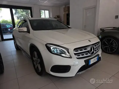 Usata Mercedes GLA200 Premium 136 CV (100 kW) 2017 Bianco SUV