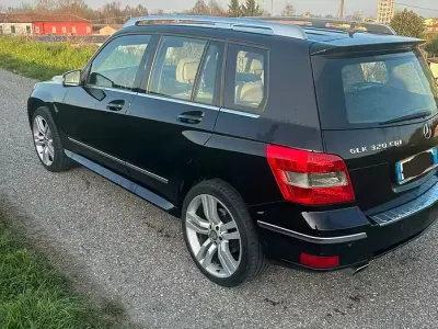 Usata Mercedes GLK320 224 CV (164 kW) 2010 Nero SUV