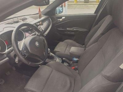 Usata Alfa Romeo Giulietta Progression 120 CV (88 kW) 2011 Utilitaria