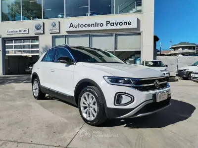 Usata VW T-Roc Style 150 CV (110 kW) 2023 Bianco SUV