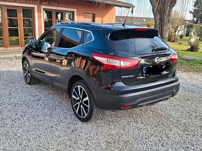 Usata Nissan Qashqai Tekna 131 CV (96 kW) 2017 Nero SUV