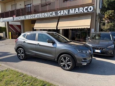 Usata Nissan Qashqai N-Connecta 110 CV (80 kW) 2018 Grigio SUV