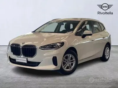 Gebraucht BMW 218 Active Tourer Comfort Edition 136 PS (100 kW) 2023 Weiß Van / Kleinbus