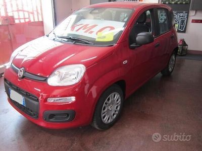 Nuova Fiat Panda S 70 CV (51 kW) 2025 Rosso Utilitaria
