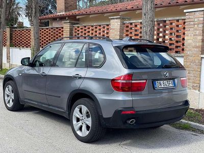 Begagnad BMW X5 235 HK (172 kW) 2008 Silver SUV
