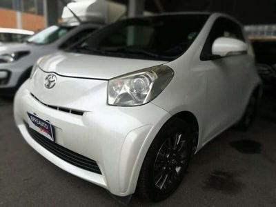 Toyota iQ