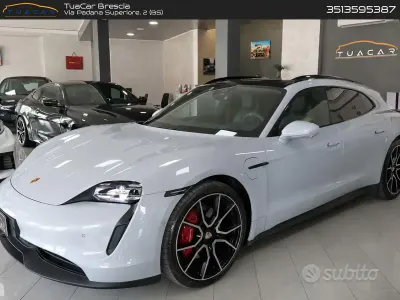 Usata Porsche Taycan 4S Performance Package 360 kW (490 CV) 2022 Grigio Berlina