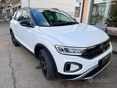 Usata VW T-Roc Style 110 CV (80 kW) 2023 Bianco SUV