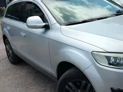 Usata Audi Q7 233 CV (171 kW) 2006 Grigio SUV