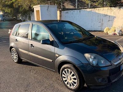 Usata Ford Fiesta Titanium 2006 Utilitaria