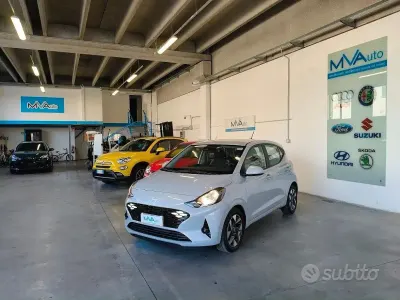 Nuova Hyundai i10 63 CV (46 kW) 2025 Blu Utilitaria