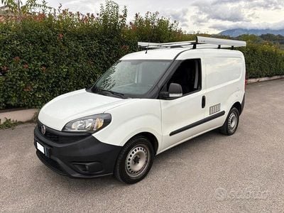Usata Fiat Doblò S 105 CV (77 kW) 2020 Bianco Monovolume