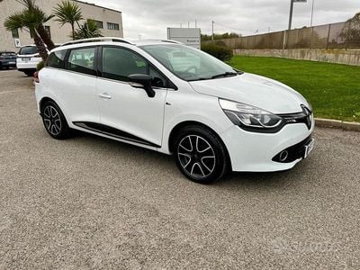 Usata Renault Clio GrandTour 75 CV (55 kW) 2015 Bianco Station wagon