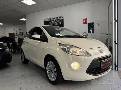 Usata Ford Ka Titanium 69 CV (50 kW) 2016 Bianco Berlina