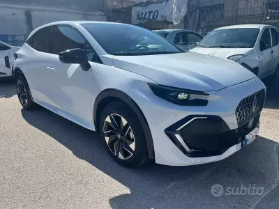 Nuova Renault Clio V Techno 109 CV (80 kW) 2026 Berlina