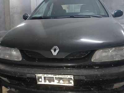 Usata Renault Laguna 1994 Nero Berlina