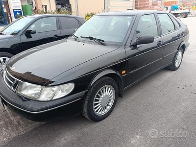 Usata Saab 900 131 CV (96 kW) 1997 Nero Berlina