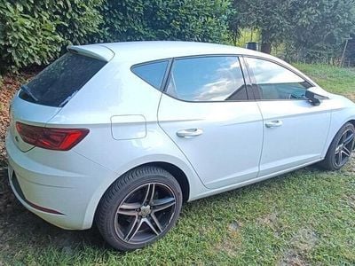 Usata Seat Leon 131 CV (96 kW) 2019 Bianco Berlina