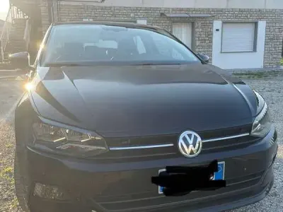Usata VW Polo Comfortline 95 CV (69 kW) 2018 Nero Utilitaria