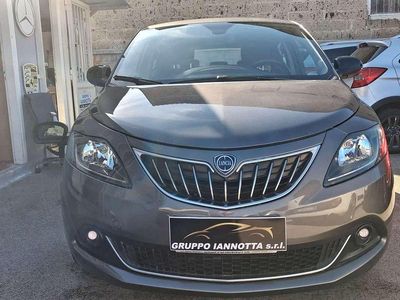 Usata Lancia Ypsilon 69 CV (50 kW) 2022 Nero Utilitaria