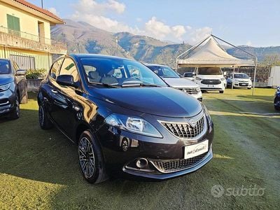 Usata Lancia Ypsilon 69 CV (50 kW) 2023 Nero Utilitaria