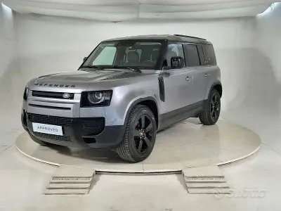 Occasion Land Rover Defender SE 200 ch (147 kW) 2024 Gris SUV