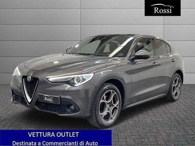 Usata Alfa Romeo Stelvio Business 210 CV (154 kW) 2017 Blu SUV