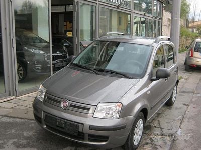 Usata Fiat Panda Dynamic 69 CV (50 kW) 2011 Grigio Utilitaria