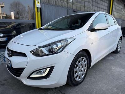 Usata Hyundai i30 Classic 90 CV (66 kW) 2014 Bianco Berlina