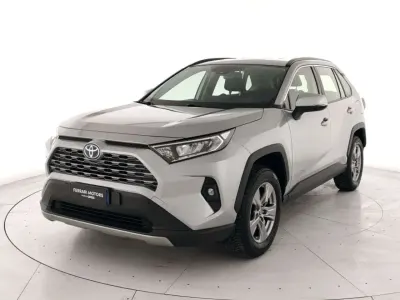Usata Toyota RAV4 Hybrid Business Edition 178 CV (130 kW) 2022 Argento SUV