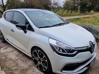 Usata Renault Clio IV Trophy 220 CV (161 kW) 2016 Bianco Berlina