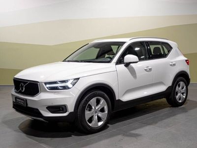 usata Volvo XC40 D3 Momentum del 2019 usata a Ancona