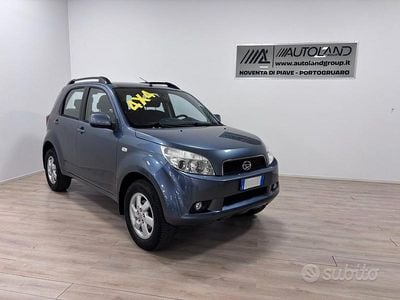 Usata Daihatsu Terios 105 CV (77 kW) 2007 Grigio SUV