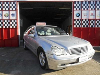 Mercedes C200