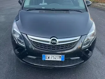 Occasion Opel Zafira Tourer Cosmo 150 PK (110 kW) 2014 Zwart MPV