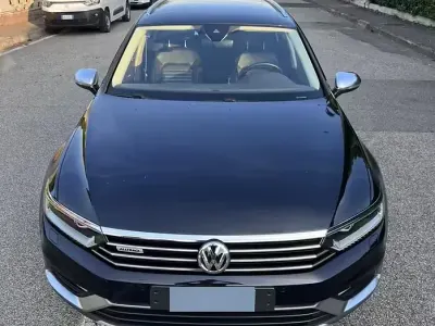 Usata VW Passat 190 CV (139 kW) 2022 Nero Station wagon
