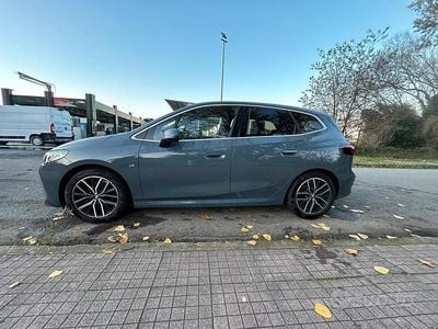 Usado BMW 218 Efficient Dynamics 150 HP (110 kW) 2023 Cinzento Carrinha