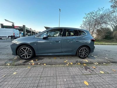 Grigio Usata 2023 BMW 218 Efficient Dynamics Station wagon | 30.900 € (Buon prezzo)