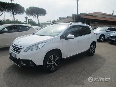 Usata Peugeot 2008 Allure 110 CV (80 kW) 2016 Bianco SUV