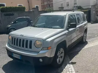 Usata Jeep Patriot Limited 163 CV (119 kW) 2011 Grigio SUV