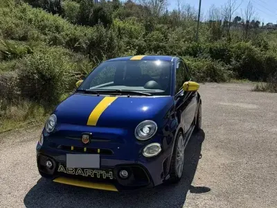 Usata Abarth 595 Pista 160 CV (117 kW) 2018 Bluazzurro Berlina