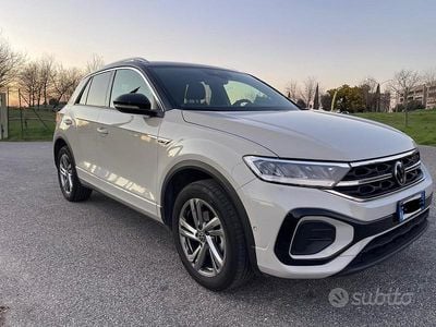 Usata VW T-Roc R-line 110 CV (80 kW) 2023 SUV