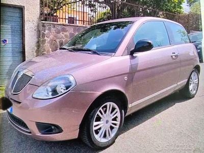 Usata Lancia Ypsilon 75 CV (55 kW) 2011 Utilitaria