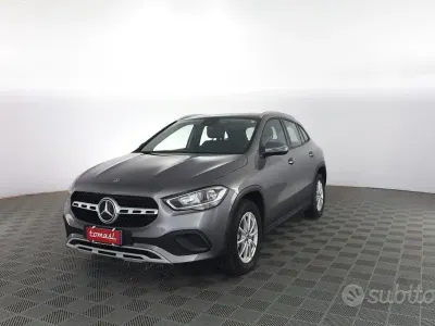 Usata Mercedes GLA200 Business 150 CV (110 kW) 2022 Grigio SUV