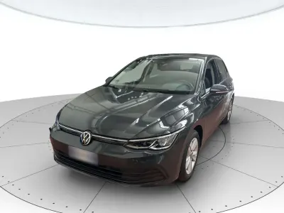 Usata VW Golf VIII Life 116 CV (85 kW) 2022 Antracite Berlina