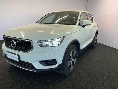 Usata Volvo XC40 Momentum 150 CV (110 kW) 2019 Bianco SUV